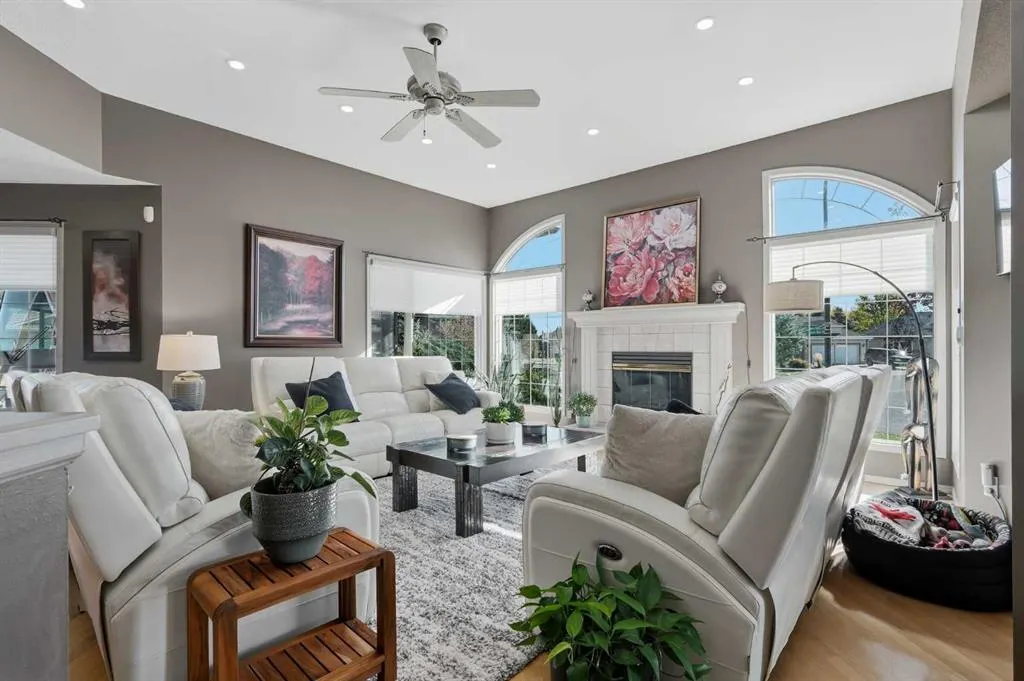 103 Canyon Terrace W