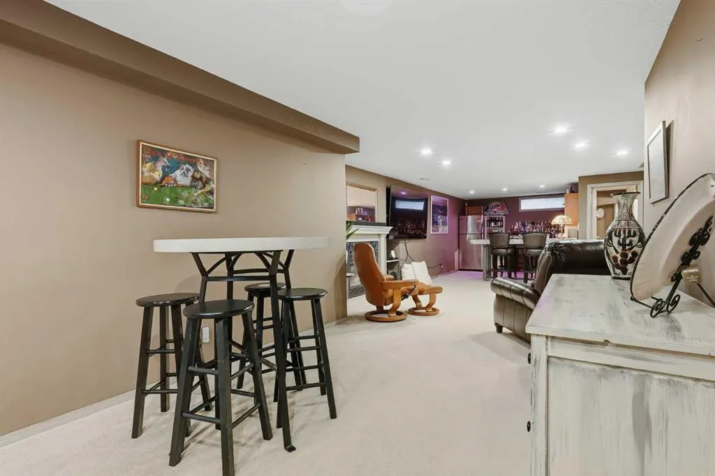 103 Canyon Terrace W