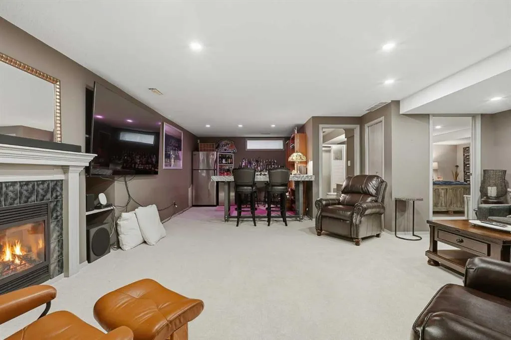 103 Canyon Terrace W