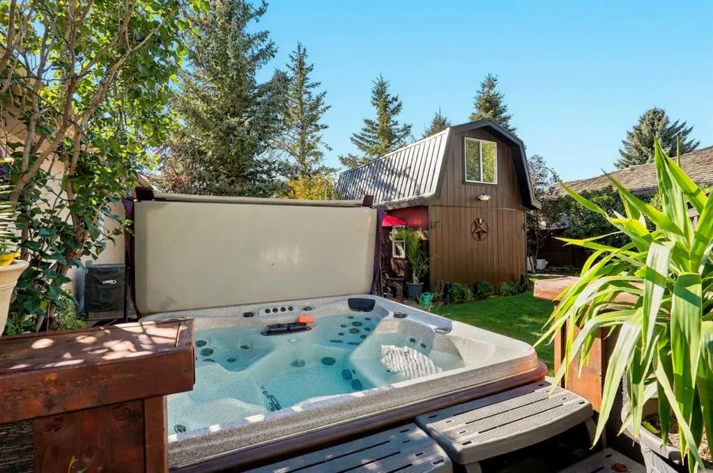 103 Canyon Terrace W