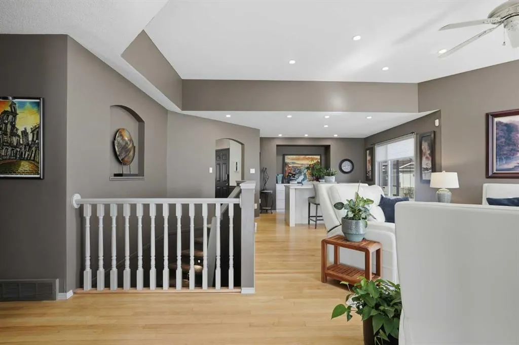 103 Canyon Terrace W