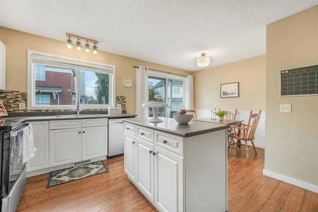 128 Promenade Way SE