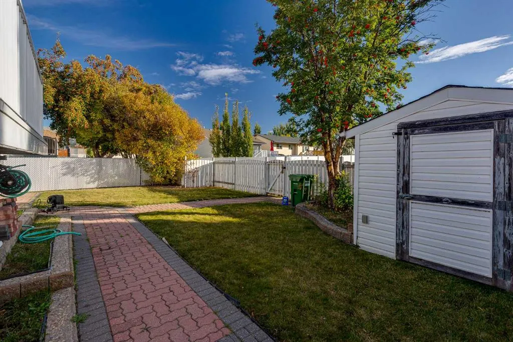 13 Dumas Crescent