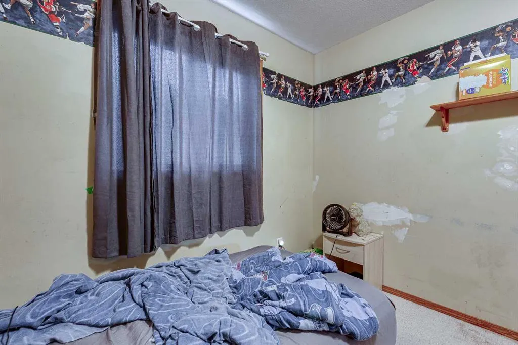 13 Dumas Crescent