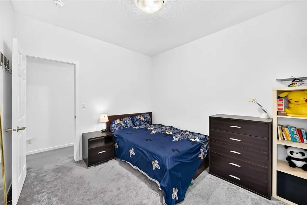 188 Carrington Crescent NW