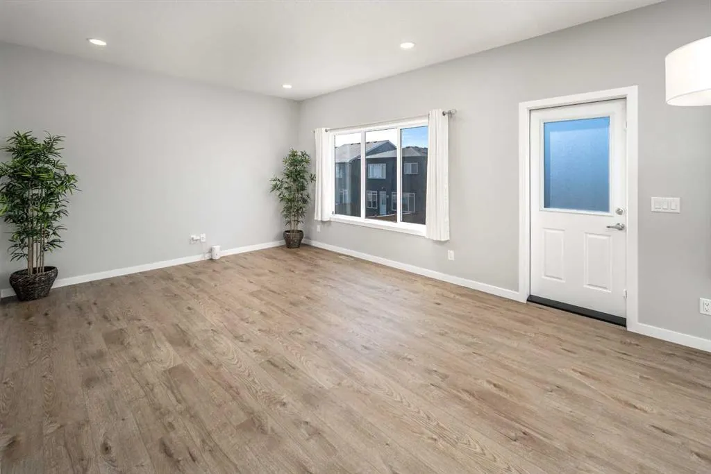 47 Carringvue Passage NW
