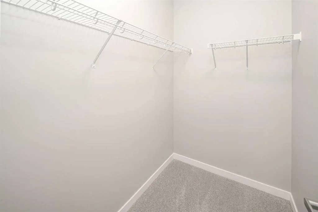 47 Carringvue Passage NW