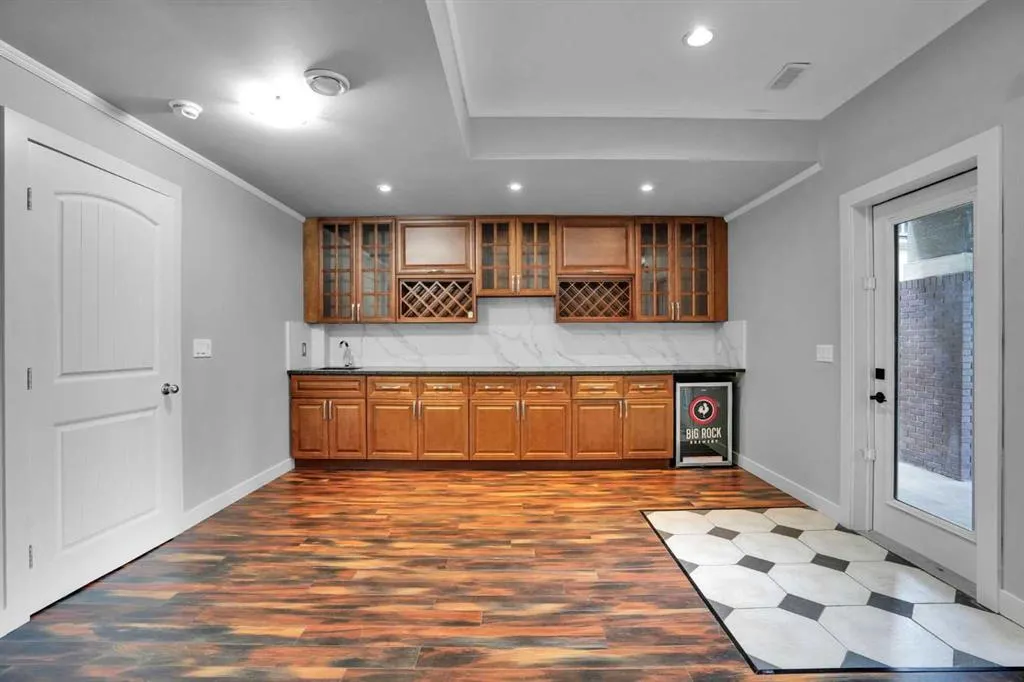 92 Masters Court SE
