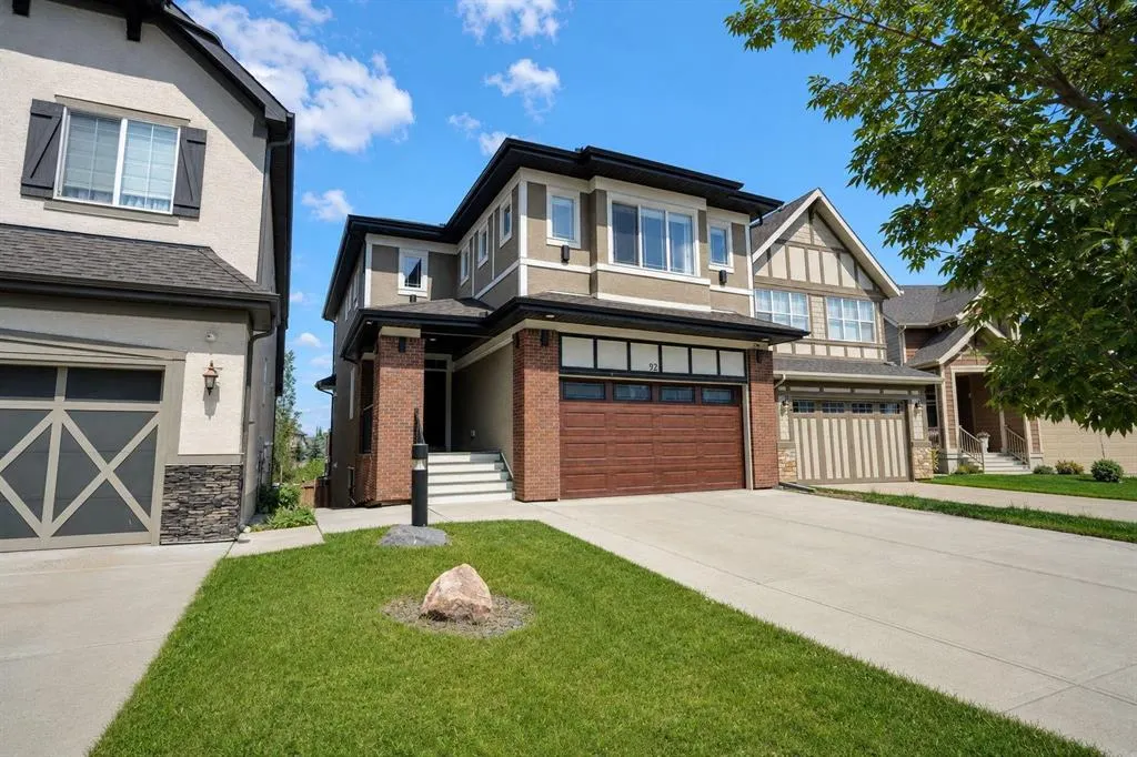 92 Masters Court SE