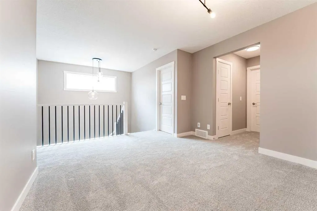 63 Waterford Mews