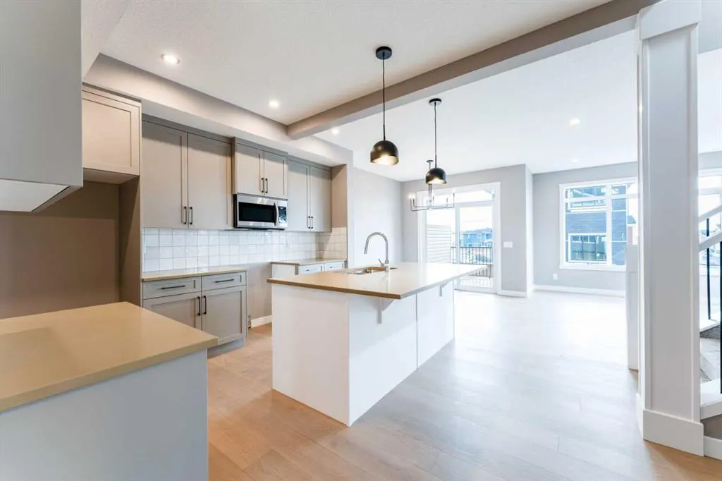 63 Waterford Mews