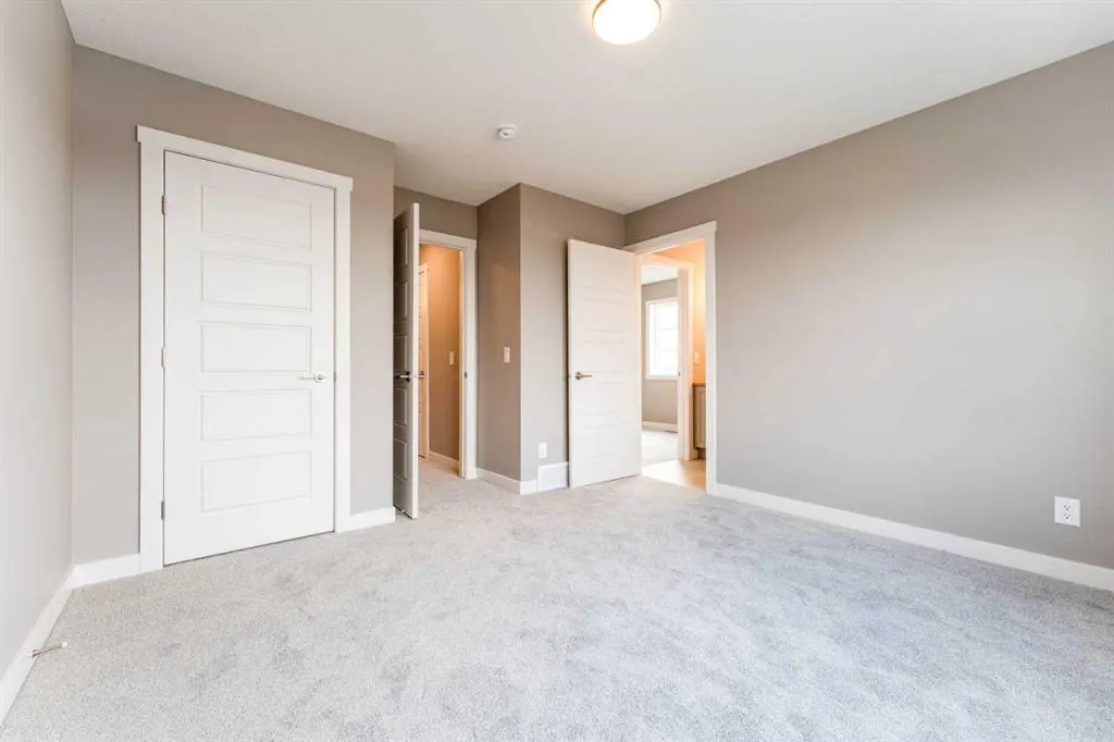 63 Waterford Mews