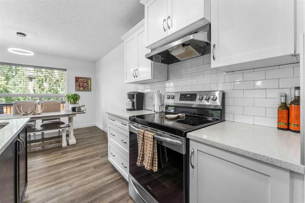 438 Auburn Bay Heights SE