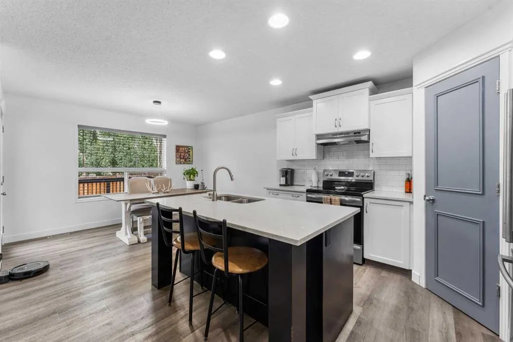 438 Auburn Bay Heights SE