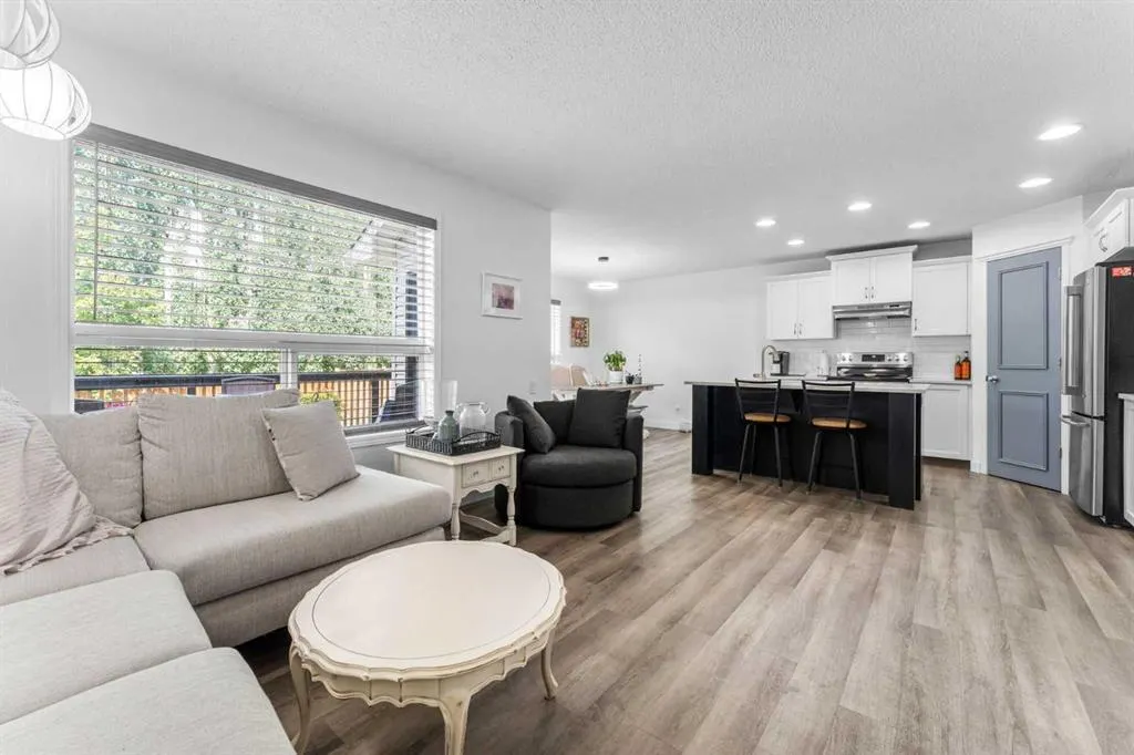 438 Auburn Bay Heights SE