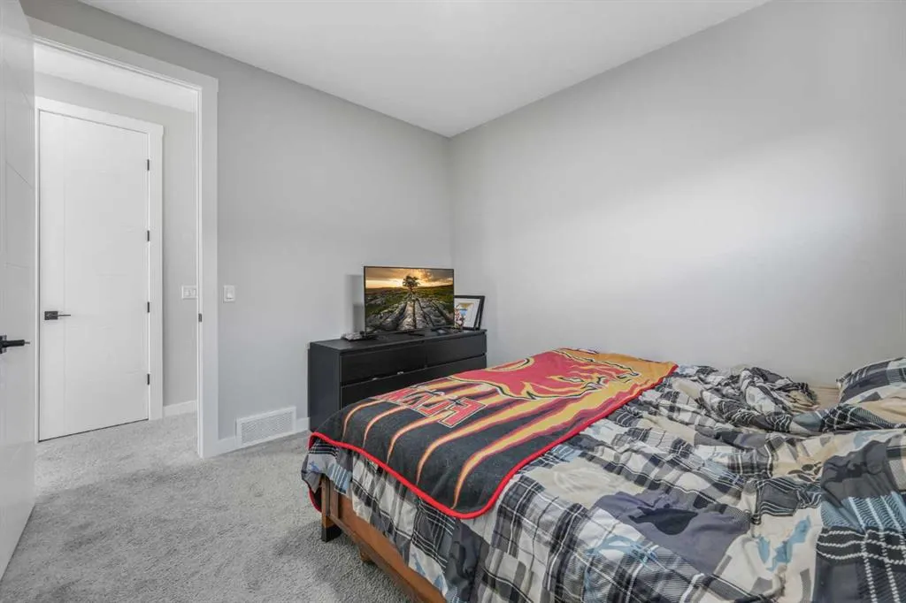 58 Creekside Avenue SW