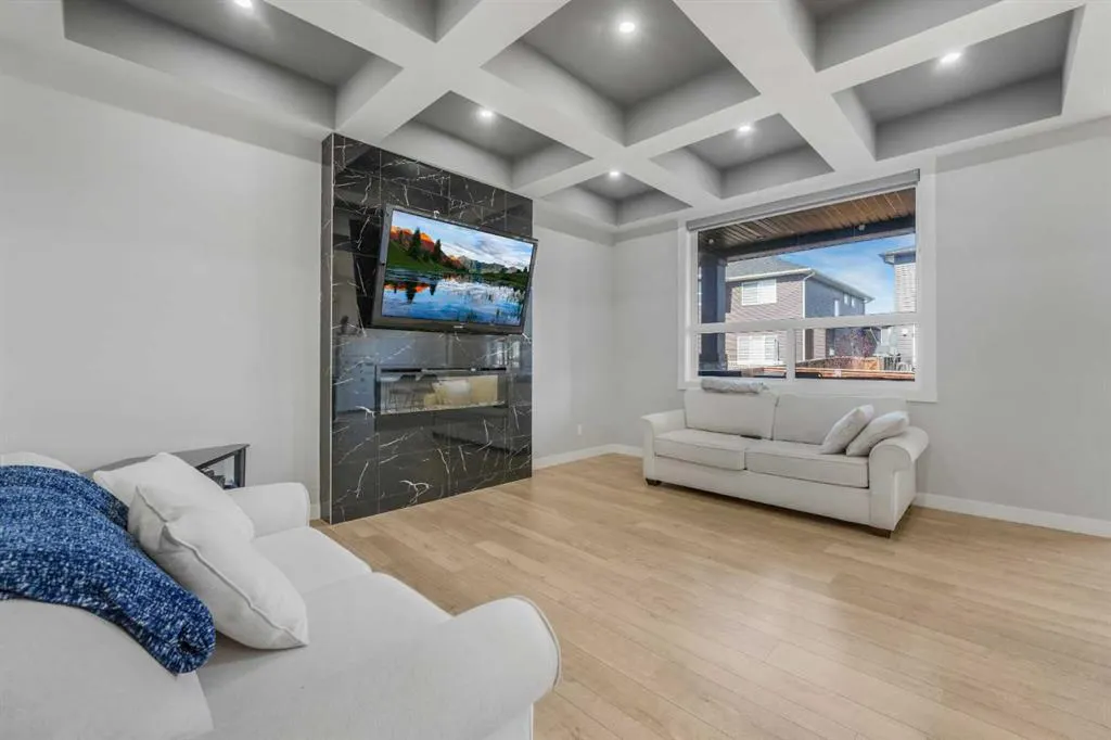 58 Creekside Avenue SW