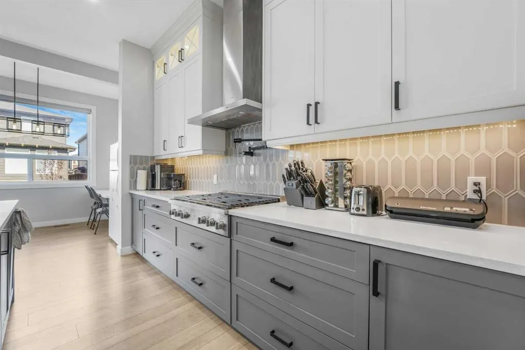 58 Creekside Avenue SW