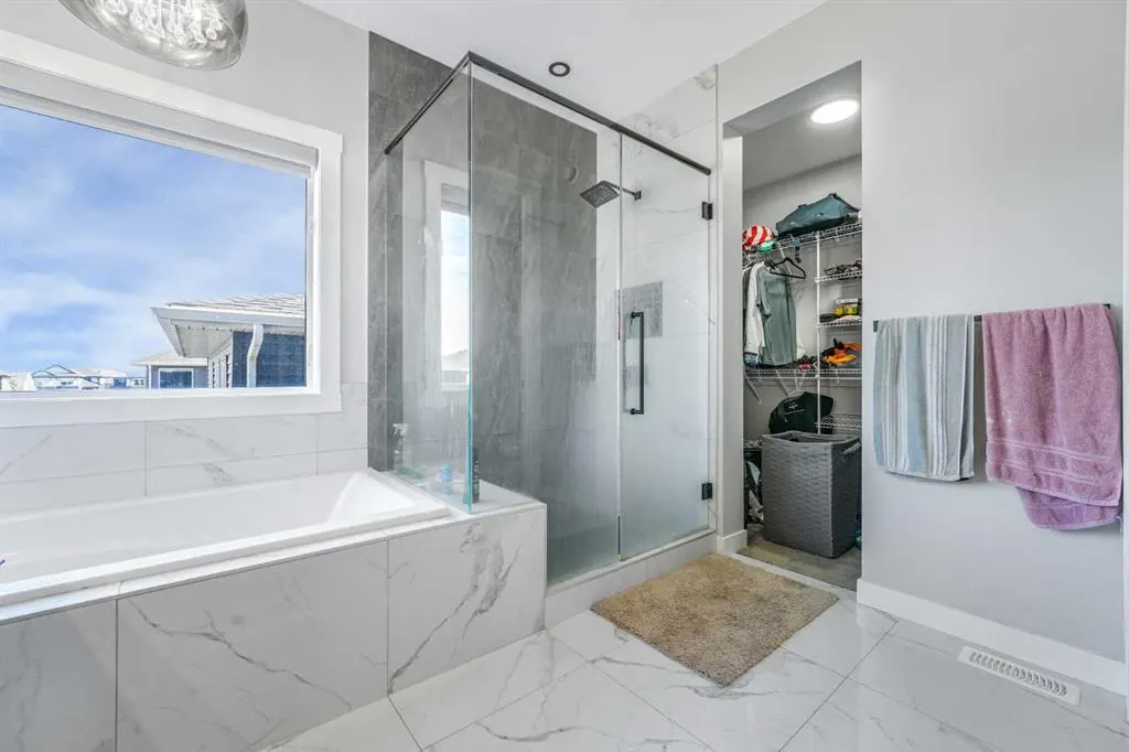 58 Creekside Avenue SW