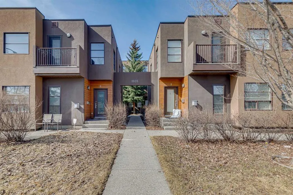 1935 35 Street SW #7