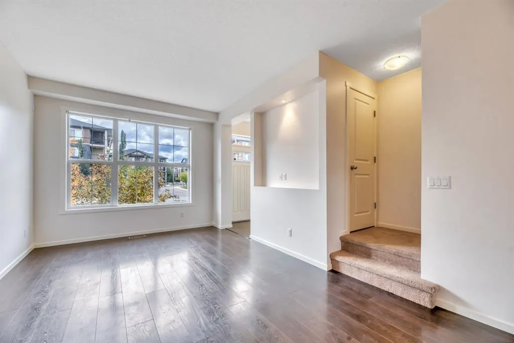 94 Legacy Boulevard SE