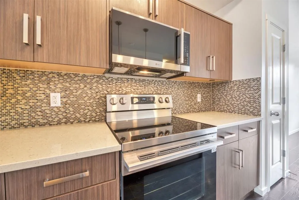 94 Legacy Boulevard SE
