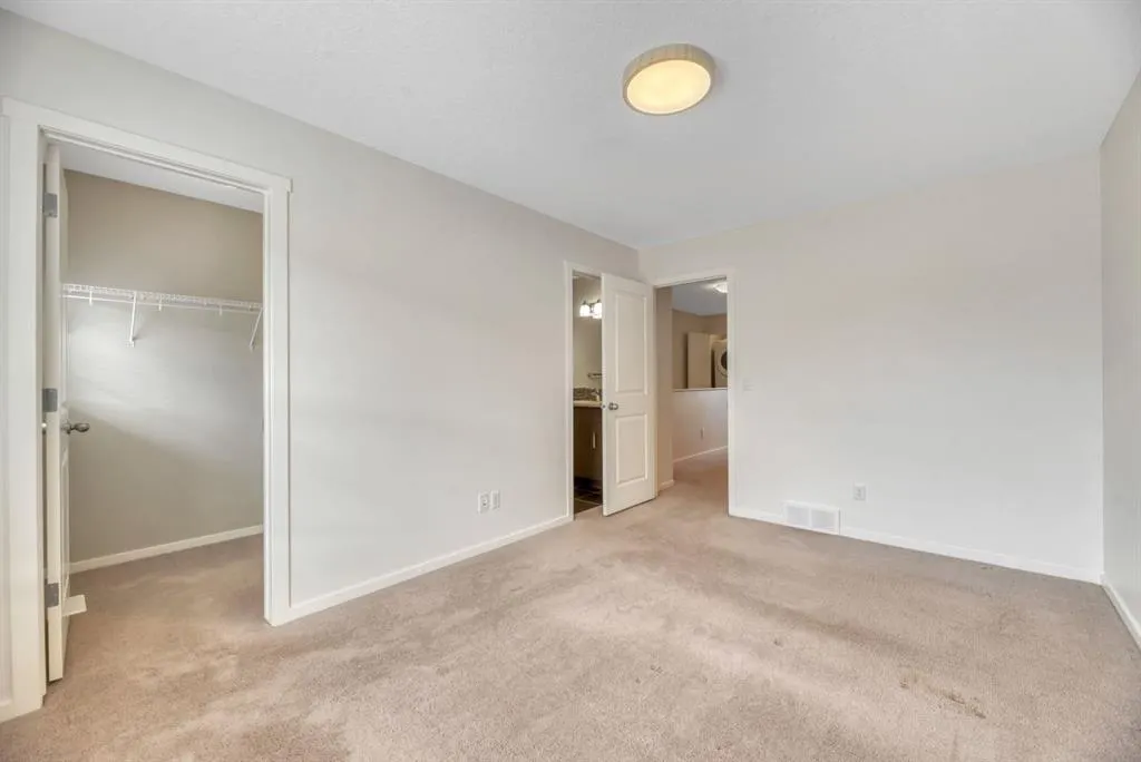 94 Legacy Boulevard SE