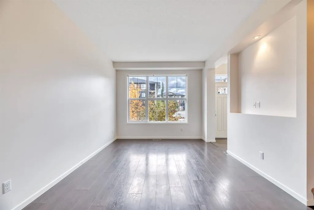 94 Legacy Boulevard SE