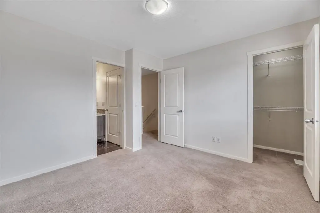 94 Legacy Boulevard SE