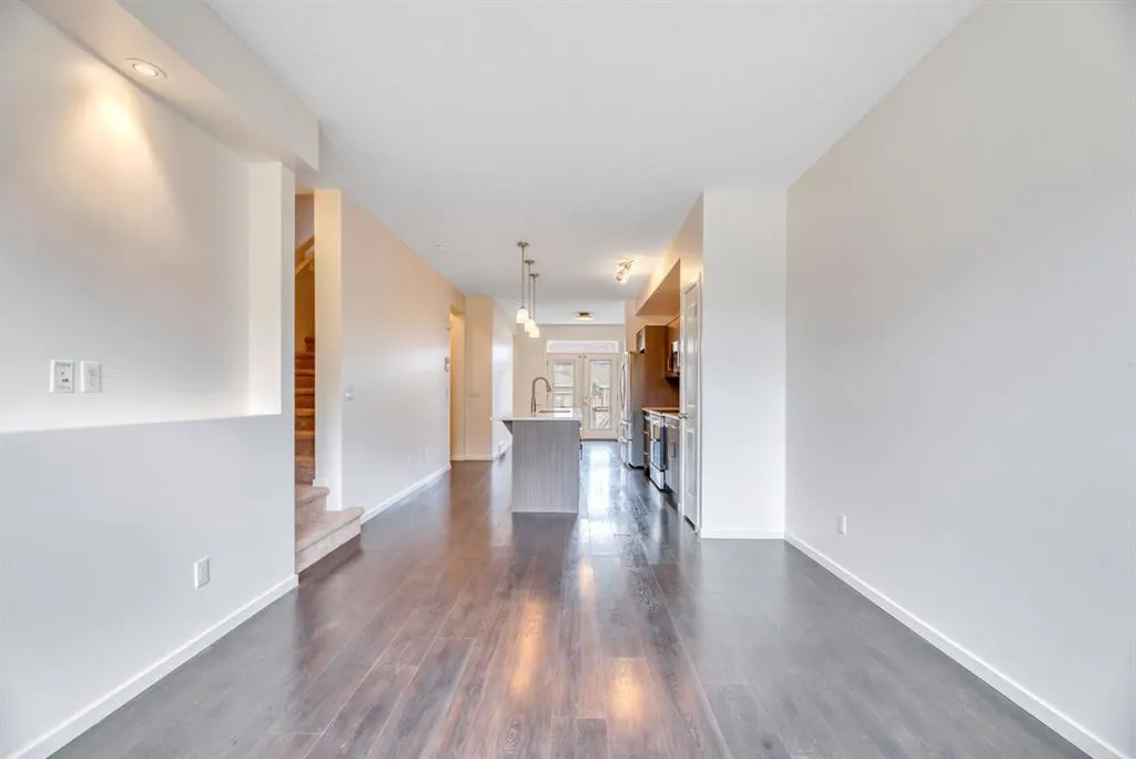 94 Legacy Boulevard SE