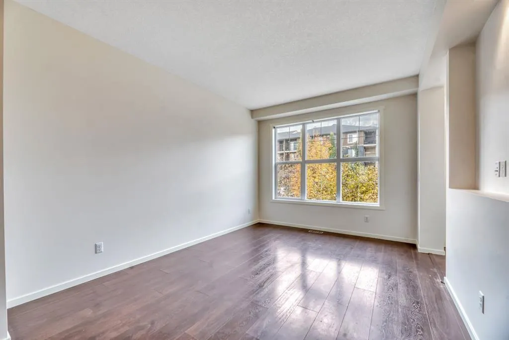 94 Legacy Boulevard SE