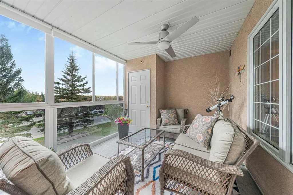 6868 Sierra Morena Boulevard SW #222