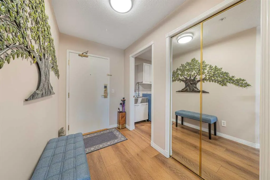 6868 Sierra Morena Boulevard SW #222