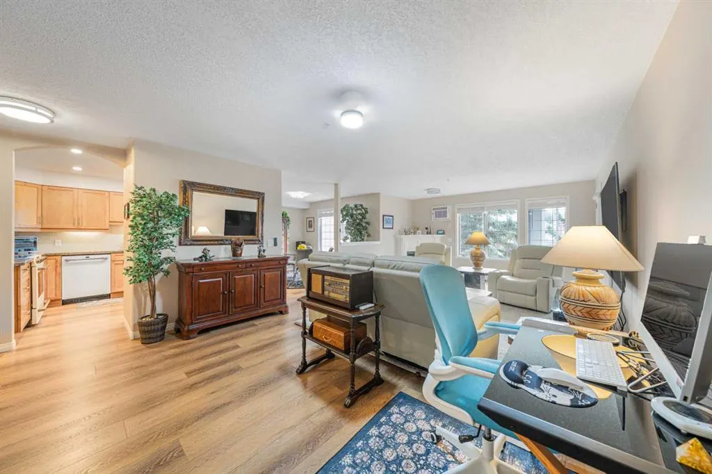 6868 Sierra Morena Boulevard SW #222