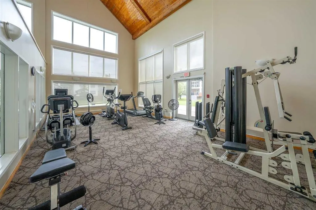 6868 Sierra Morena Boulevard SW #222