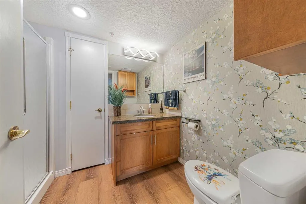 6868 Sierra Morena Boulevard SW #222