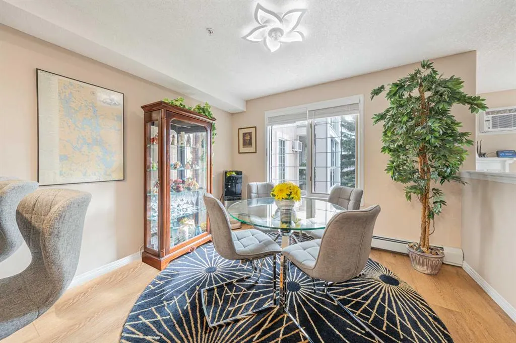 6868 Sierra Morena Boulevard SW #222
