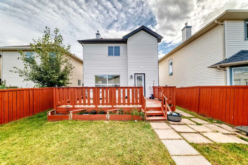380 Taradale Drive NE