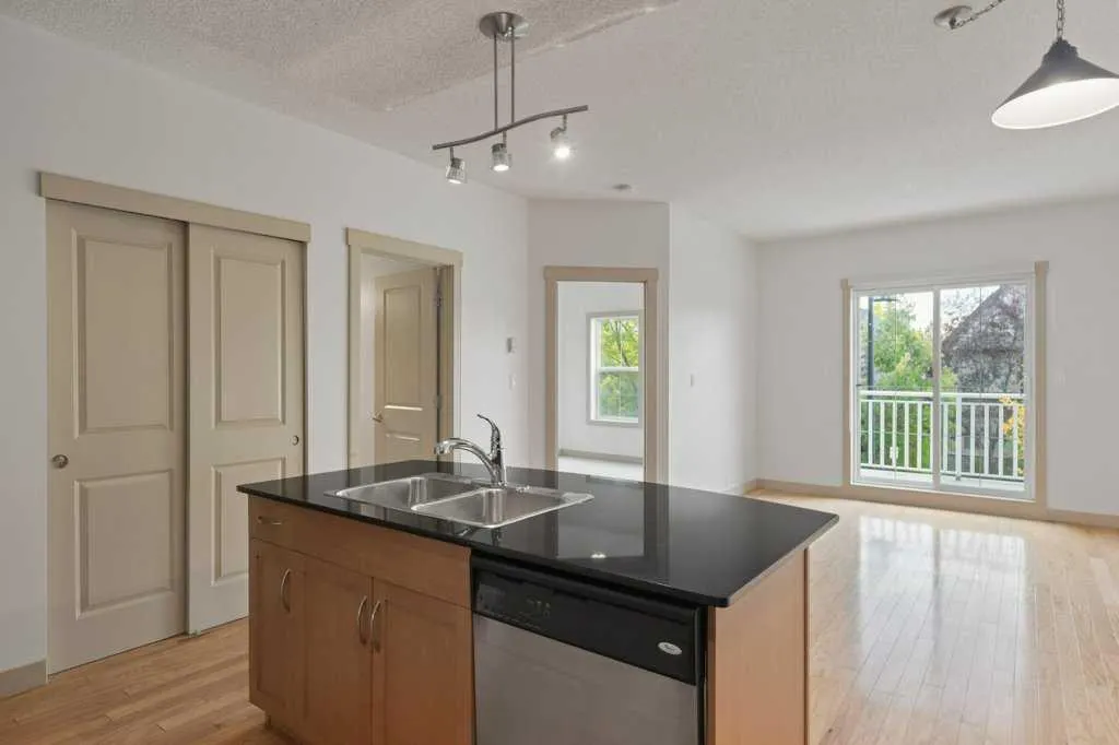 5605 Henwood Street SW #2103
