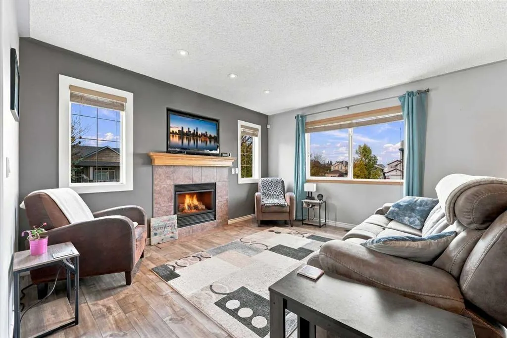 2 Cimarron Grove Bay