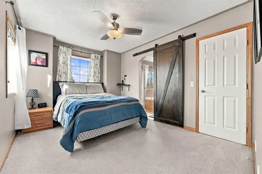 2 Cimarron Grove Bay