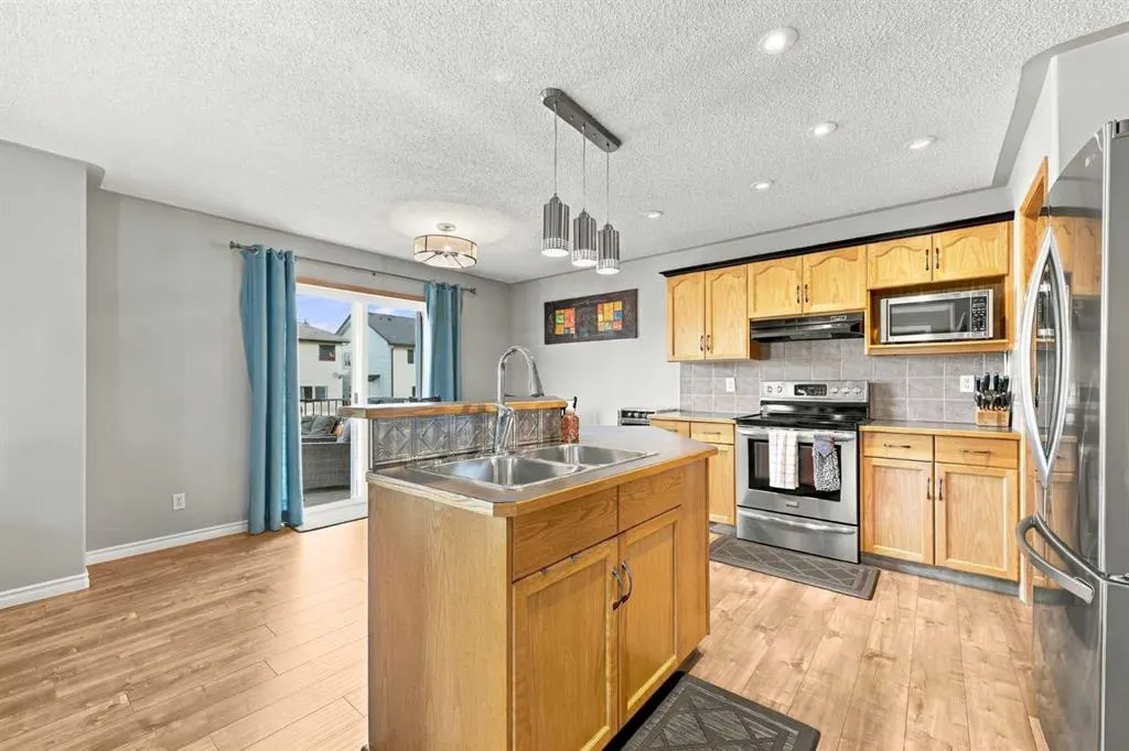 2 Cimarron Grove Bay