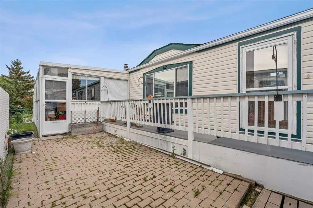 99 Arbour Lake Road #142