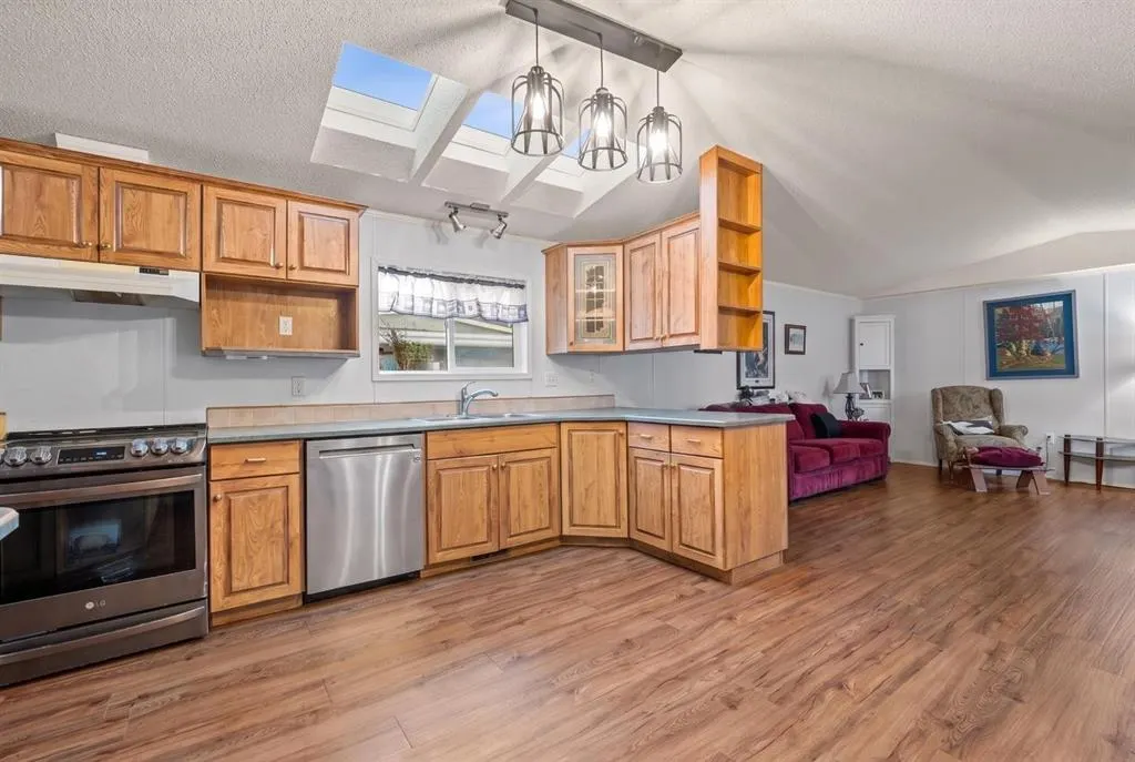 99 Arbour Lake Road #142