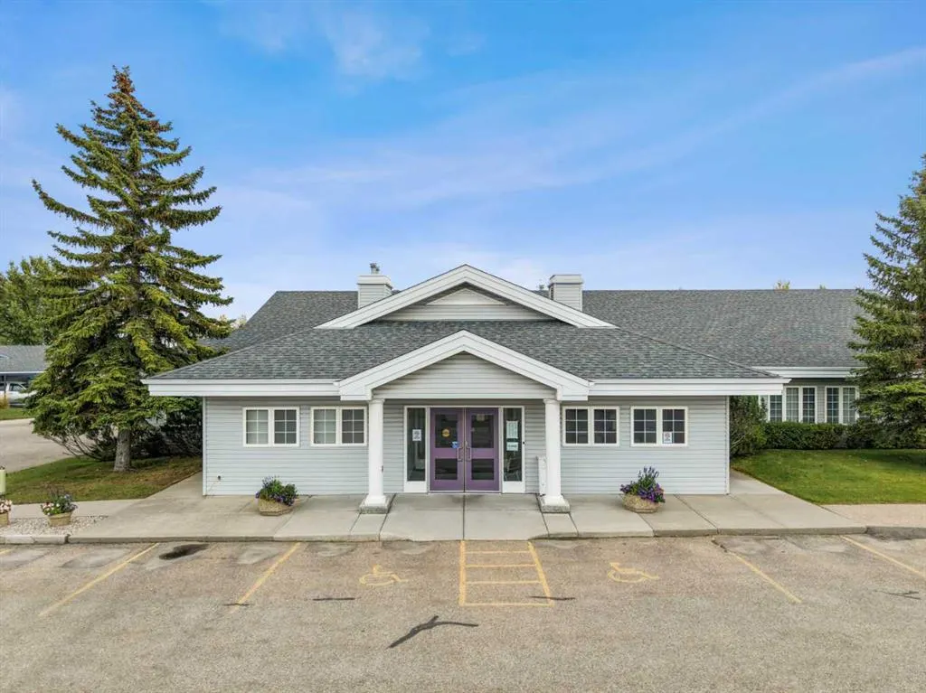 99 Arbour Lake Road #142