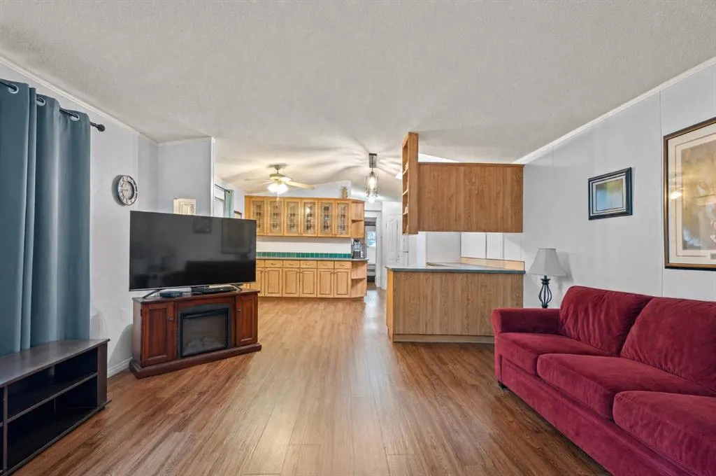 99 Arbour Lake Road #142
