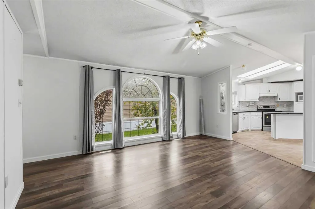 284 Caouette Crescent