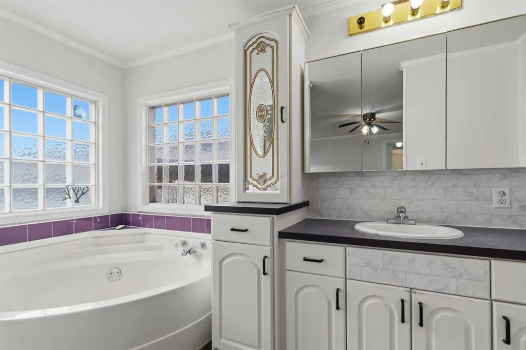 284 Caouette Crescent
