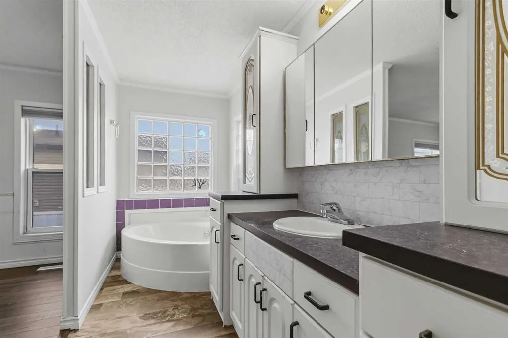 284 Caouette Crescent