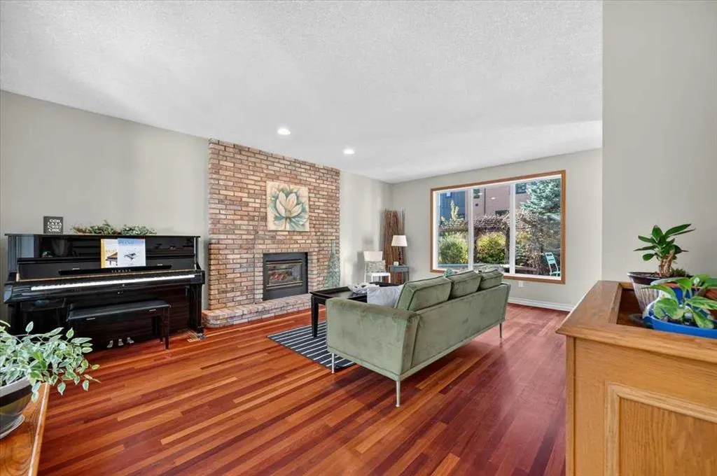 129 Shawnee Court SW